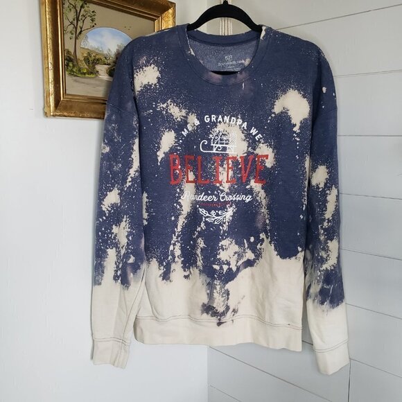 Southern Bliss Bleach Dyed Blue White Believe Christmas Sweatshirt Large - Picture 2 of 5